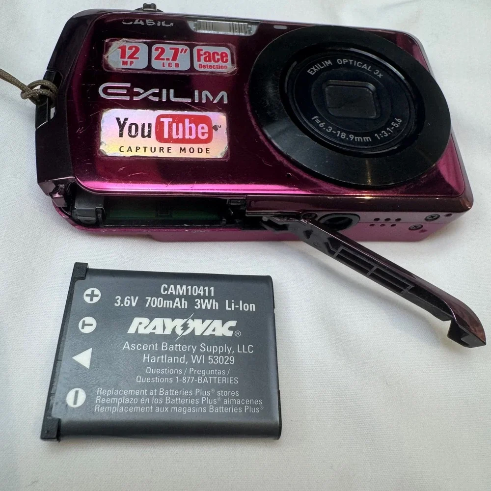 CASIO EXILIM EX-S7 CCD‎ 12MP Digital Camera Metallic Fully Tested battery incl.
